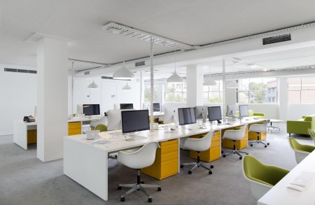 Cho thuê tòa nhà sàn văn phòng 100 - 500m2 Tân Bình. Bao phí quản lý, có thể làm ngoải giờ