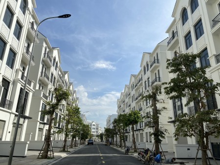 Đi đến slide 7