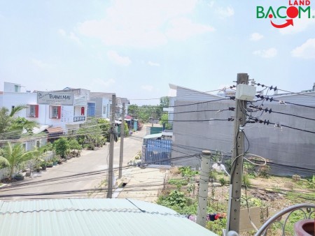 Nhà 1 trệt 1 lầu bửu hoà, gần công ty Pouchen,KDC Bửu Hòa, hẻm thông tứ hướng, đường 2 xe hơi tránh nhau