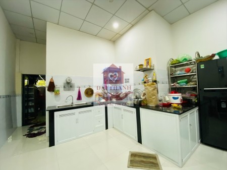 Bán nhà Phường Tân phong gần Bệnh viên TW2 118m2 giá 3,4 tỷ