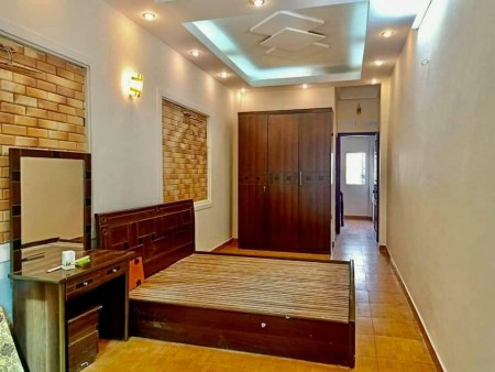 BÁN NHÀ HOÀNG QUỐC VIỆT CẦU GIẤY,Ở NGAY, 40M x 5 TẦNG, GIÁ 3,95 TỶ