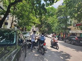 Bán nhà mặt tiền Hoàn Kiếm 27m, 4 tầng, 24,5 tỷ