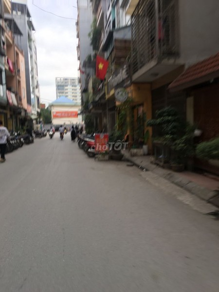 NHÀ 40m2 TRUNG TÂM PHỐ LỤA VẠN PHÚC