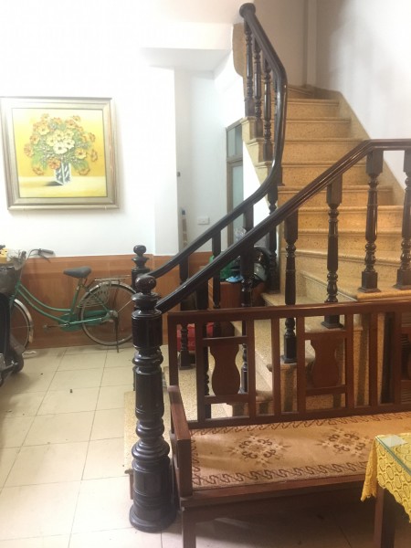 Cần bán nhà 2,35 tỷ, Hai Bà Trưng. Trung tâm quận, Lô góc, ngõ thông, nhiều tiện ích