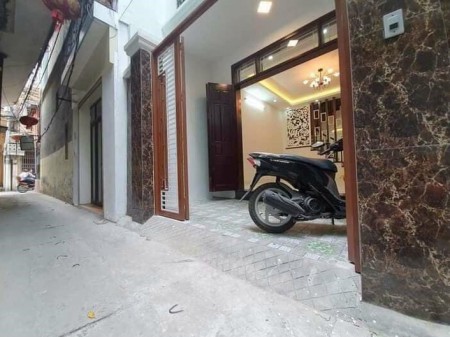 Tuyệt phẩm mới ra lò Khương Đình, 61m2x5T, Ngõ rộng thoáng, kinh doanh chỉ nhỉnh 5 tỷ.
