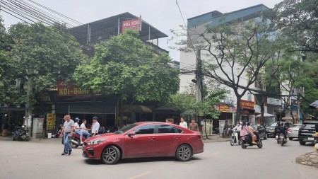 Bán nhà mặt phố Dịch Vọng Hậu, lô góc, 656m2, 19m mặt tiền, 165 tỷ , LH 0839844444