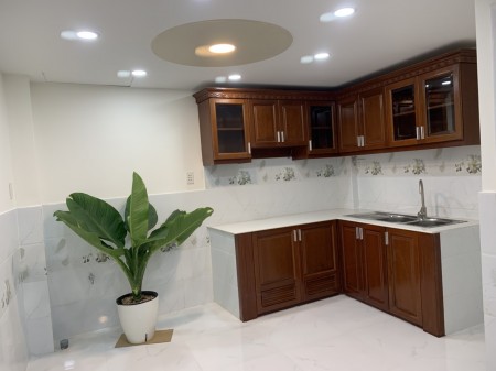 Bán nhà H5M Nguyễn Thiện Thuật P2 Q3, DT: 3m x 9m