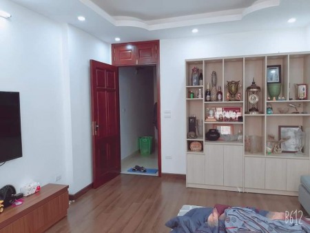TRUNG TÂM ĐỐNG ĐA GẦN HỒ CẠNH CHỢ ĐI VIỆN 1 PHÚT TIỆN ÍCH BẠT NGÀN