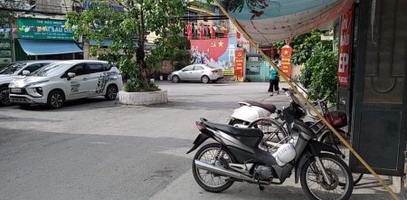 Bán nhà phố Giáp nhị, Hoàng mai, HN. DT: 90m2*2T, MT: 4m, sổ đỏ cc, Giá: 6,2 tỷ. LH: Mr Thanh 0977686830