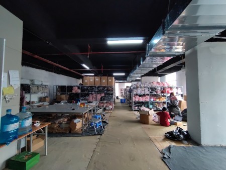Cho thuê 900m2 kho tại 52 Lĩnh Nam Hoàng Mai