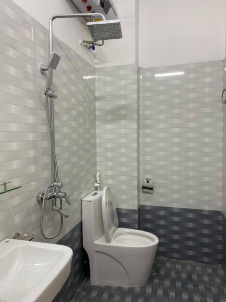 Cần bán ngay nhà Long Biên ,Ngọc Thuỵ 50M2 x 4Tầng 3.25 tỷ