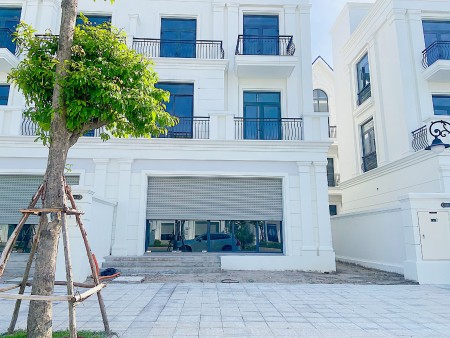 Biệt thự kinh doanh Hải Âu cực tốt 2 bước ra biển giá 25 tr DT: 114m2 Hướng: B View: Biển