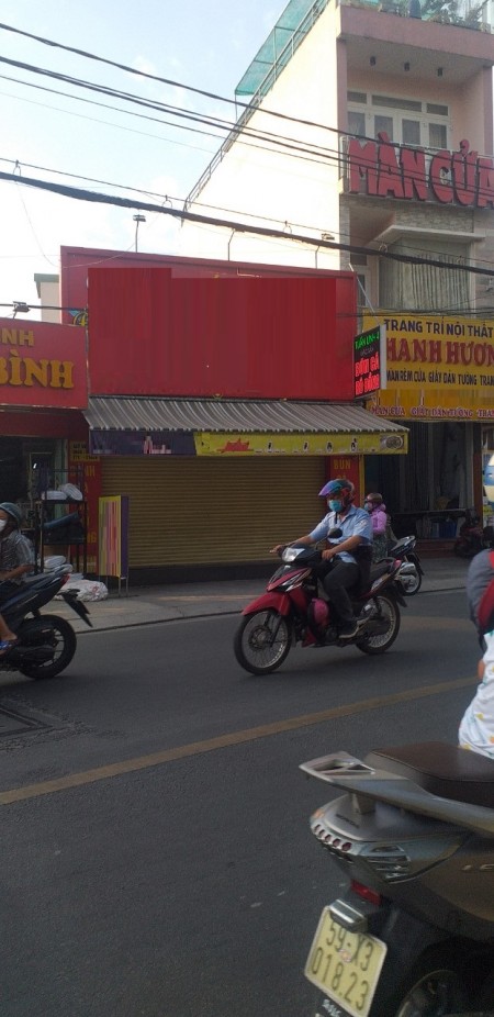 Nhà Mặt Tiền, Nguyễn Văn Tăng thuận tiện qua Lê văn việt