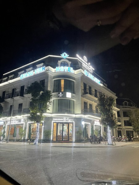 Cẩm Phả: Chỉ còn một căn shophouse 75m2 kinh doanh được ngay giá cực tốt, liên hệ 0984994111