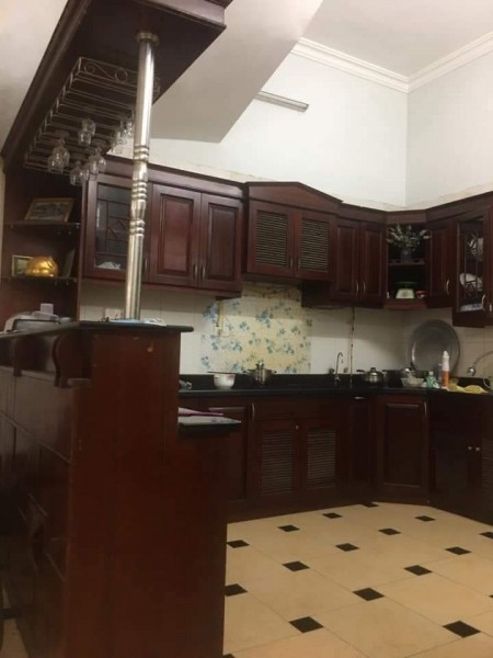 Bán nhà Tam Khương (10 Tôn Thất Tùng), 60m2*5T, nhà đẹp ở ngay, ngõ to, gần phố , 4.1 tỷ