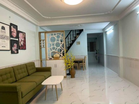 Cho thuê nhà 1 Trệt + 2 Lầu 4 PN hẻm xe hơi cạnh KCX Tân Thuận