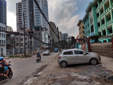 MẶT PHỐ CẦU GIẤY KINH DOANH MỌI MẶT HÀNG - VỊ TRÍ ĐẮC ĐỊA- 3 OTO TRÁNH- VỈA HÈ 2M.