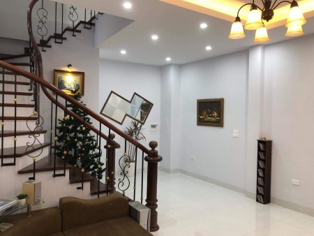 Nhà Tuyệt Đẹp Ngõ 173 An Dương Vương Phú Thượng Tây Hồ 3 tỷ 6.