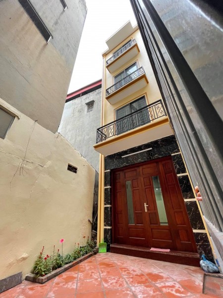 BÁN NHÀ ĐẸP HOÀNG MAI 56M2 4.6 TỶ, SIÊU THOÁNG