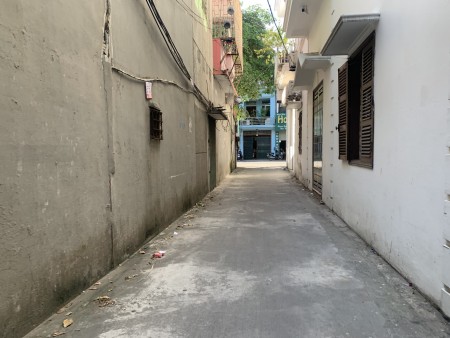 Bán đất Trâu Quỳ Cửu Việt 2 47m2 MTien rộng Vuông vắn. 0982852808