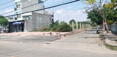 ĐẤT Bưng Ong Thoàn 2 mặt tiền lớn 300m2, thổ cư và xây tự do, lề đường rất rộng