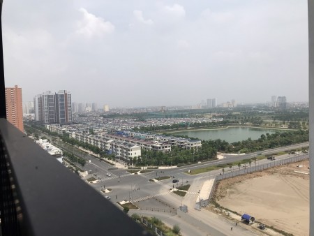 GIA ĐÌNH TÔI CẦN BÁN GẤP CH 6TH ELEMENT, 83M, 2PN, 2WC, TẦNG 20, BAN CÔNG HƯỚNG BẮC VIEW STARLAKE
