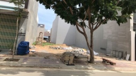 Bán gấp lô đất mặt tiền đường huyện 19/5 12m giá 640 triệu