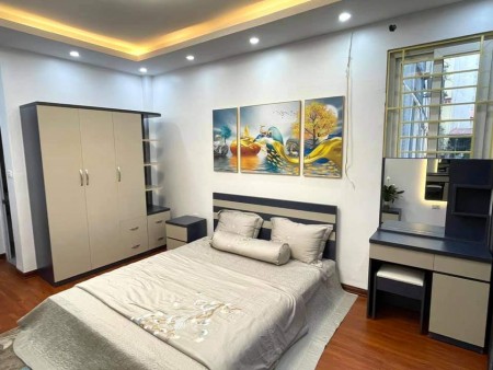 Bán nhà Nguyễn Xiển ô tô tránh kinh doanh sầm uất nhà mới tinh 48m x5 tầng gần 7 tỷ