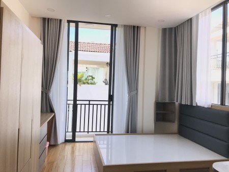Căn hộ full nội thất có ban công view sông quận Phú Nhuận mới xây giá rẻ
