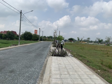 Đất thổ cư Khu đô thị giá ngộp chỉ có 500 triệu được lô đất diện tích sử dụng 100m2