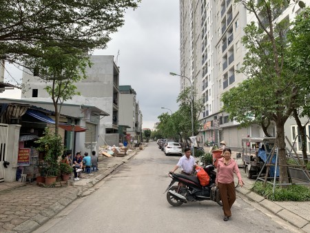 Bán ô đất 86m2 ngay sau Ecohome Phúc Lợi, kinh doanh buôn bán tốt.