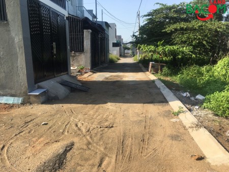 Bán đất 74m2 đường ô tô gần UBND Tân Vạn Biên Hòa Đồng Nai DT: 74 CHỈ: 1TY450