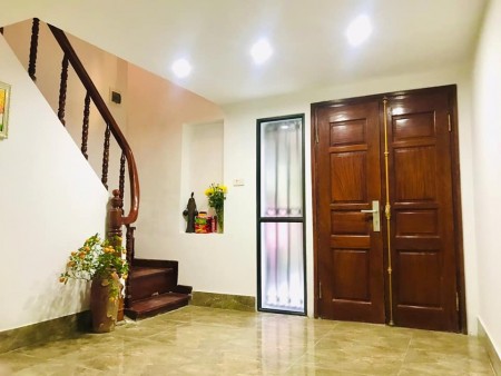 ĐẸP, XINH THỤY KHUÊ TÂY HỒ 30M2 CHỈ 2,7 TỶ