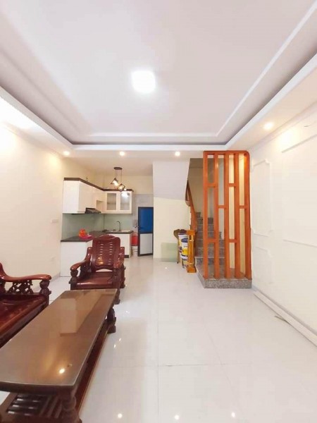 Bán nhà riêng Định Công, 4 tầng 33m2, giá 2.82 tỷ