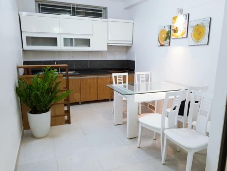 Bán nhà Bồ Đề Long Biên 58m2*4T Ô tô vào nhà Ngõ thông Nhà đẹp