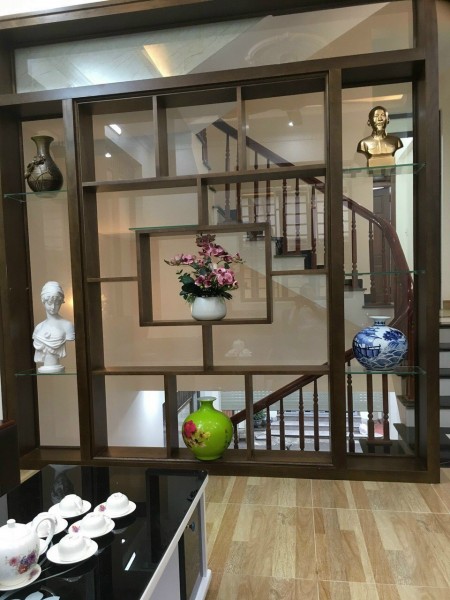 Bán nhà phố Phạm Đình Hổ, TP Hải Dương, 50m2, mt 4.1m, 3.5 tầng, gara, 2 tỷ 7xx tr