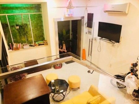 Bán gấp nhà Bà Hạt Quận 10 38m vuông 1trệt 1 lầu nhà đẹp