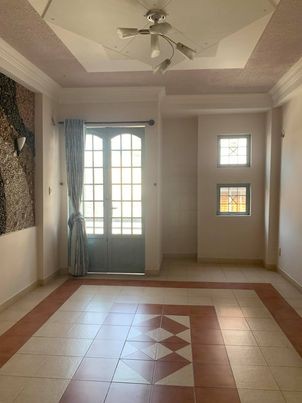 Bán nhà hai mặt tiền ÔTô Trần Văn Quang, 4 lầu, 44m2 kinh doanh sầm uất.