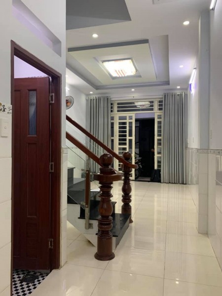 NHÀ ĐẸP CHÍNH CHỦ GÒ VẤP HẺM 4M THÔNG 52M2 4 TẦNG, 5WC, 6.5 TỶ.