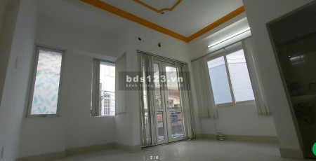 NHÀ ĐẸP NỘI THẤT XỊN GẦN PHỐ NGÕ THOÁNG NÔNG