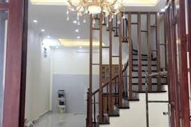 Cách 1 nhà ra phố Hoàng Hoa Thám 47m2 giá hơn 4 tỷ