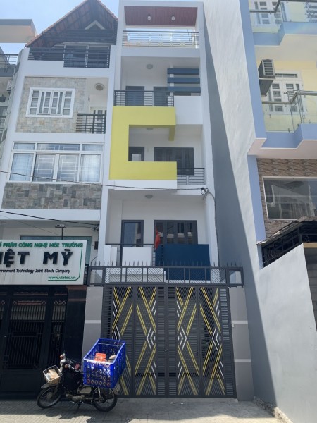 Bán nhà hẻm đẹp nhất Thành Thái 7A Q10, (4x17m), 3 lầu, st, giá cực tốt