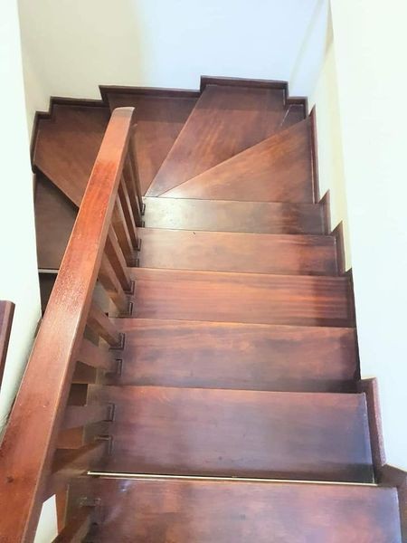Bán nhà đường Nguyễn Ngọc Nại diện tích 48M2*4 tầng. mặt tiền 5,3m NHÀ ĐẸP Ở LUÔN Ô TÔ ĐỖ CỔNG CÓ THỂ KINH DOANH