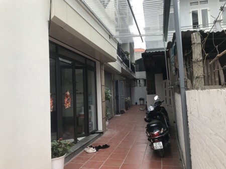 BÁN NHÀ HỒNG TIẾN, NGÕ Ô TÔ, THANG MÁY, LÔ GÓC, VIEW HỒ