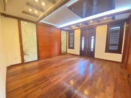 Bán Nhà khu vườn hoa 1/6, Văn Phòng - Kinh Doanh, Ô tô đỗ cửa, 72m2, giá 16,9 tỷ