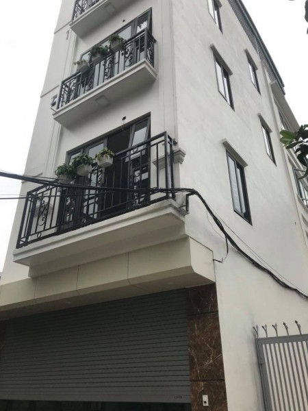 NHÀ NGỌC THỤY, THIẾT KẾ CHÂU ÂU, VIEW HỒ, NGÕ 2 OTO TRÁNH NHAU