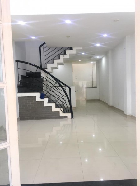 HXH TCH 35 nhà cần bán gấp mới có giá rẻ 2,9 tỷ chỉ bán trong tuần