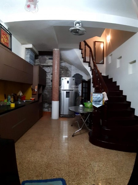 Chính chủ cho thuê nhà đường Nguyễn Văn Cừ, Phường Gia Thụy, Long Biên, Hà Nội.