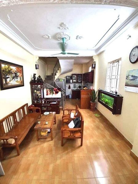 Bán nhà phố Vĩnh Hưng 36m2, 4 tầng, lô góc, nở hậu, chỉ 3,4 tỷ