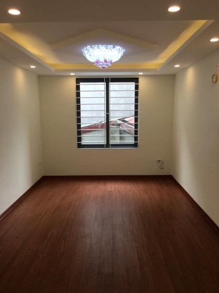 Chính chủ bán nhà phố Xuân La, Tây Hồ DT 35m2, giá 3,85 tỷ